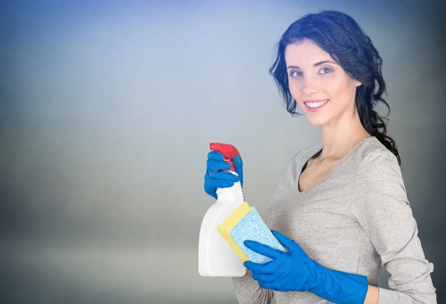 Local clearance crew preparing a W10 home for emptying